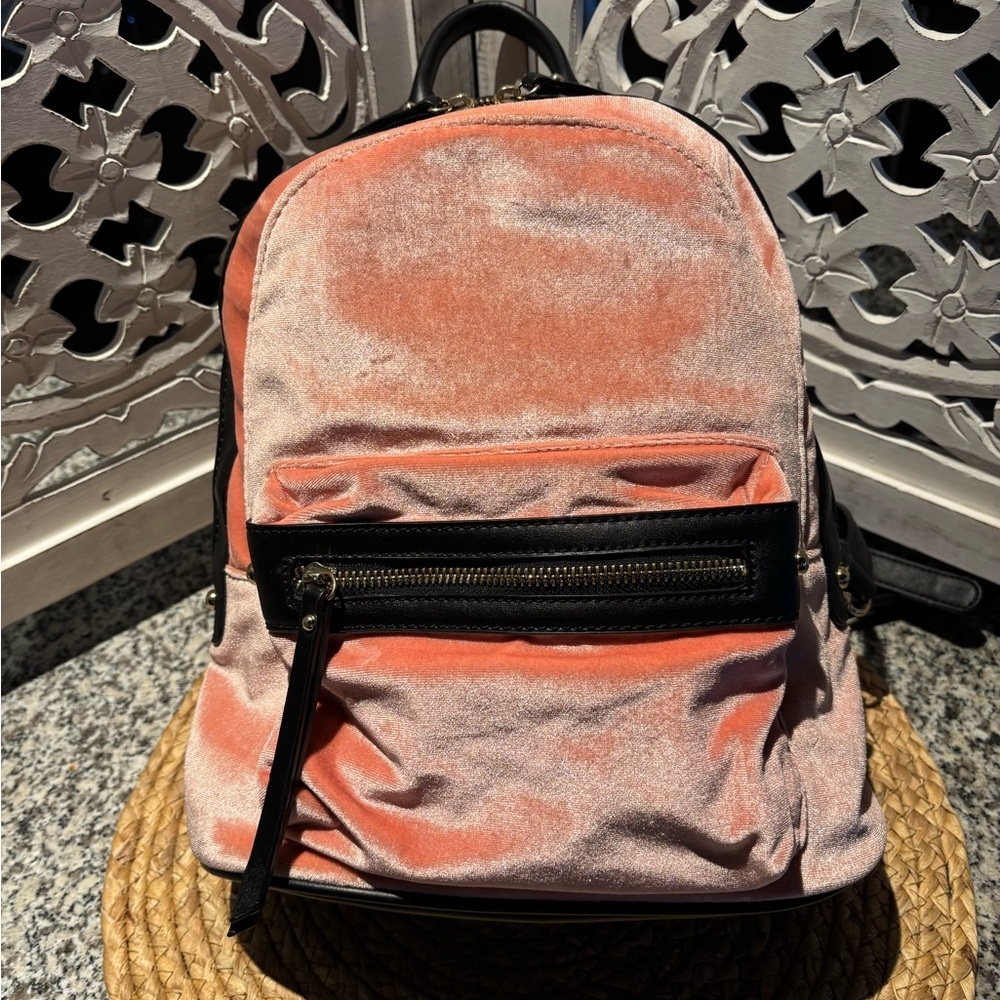 Velvet Pink Backpack - Picture 2 of 11